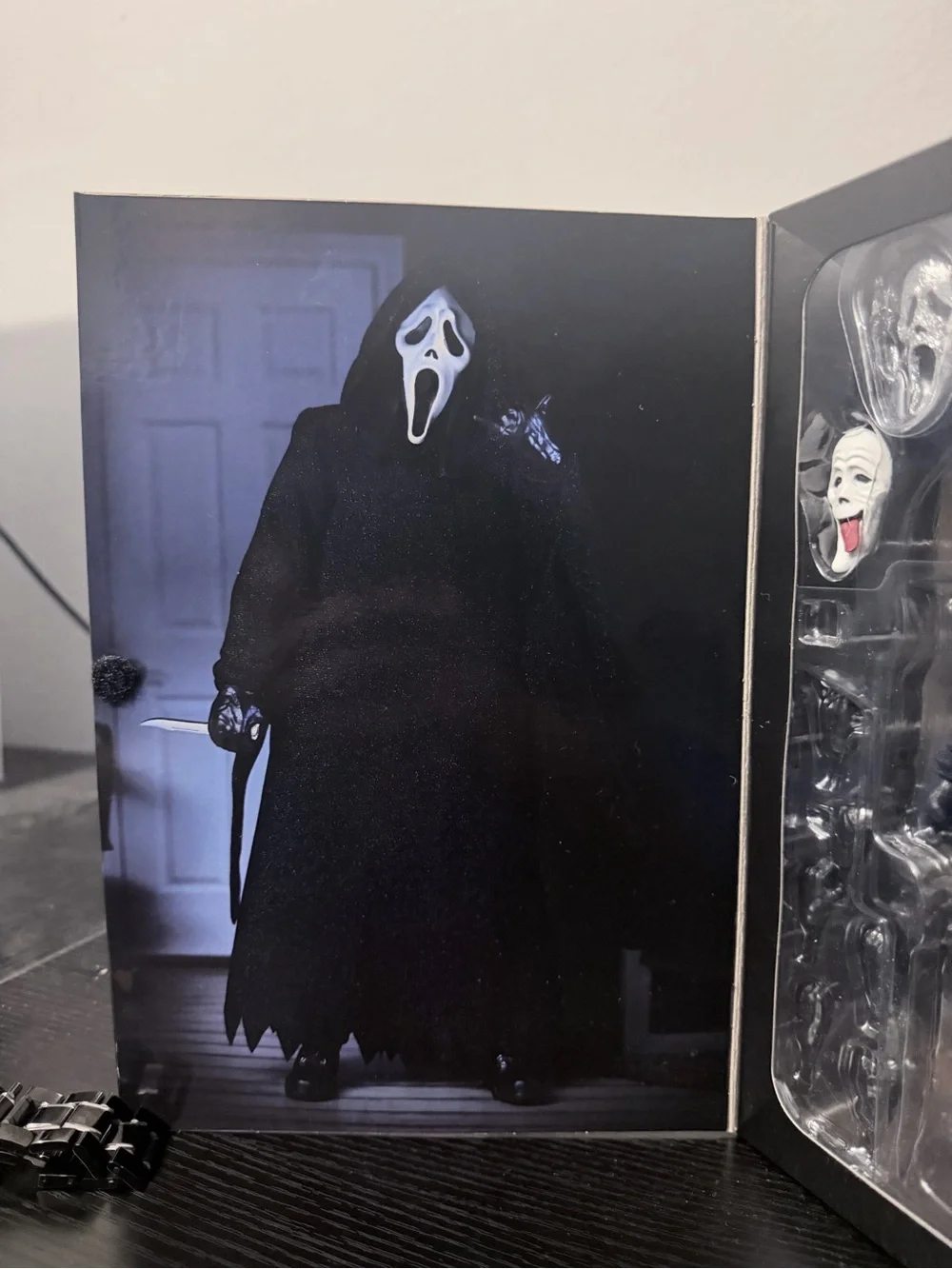 Ghost Face Returns figure- Black with White & Green Mask